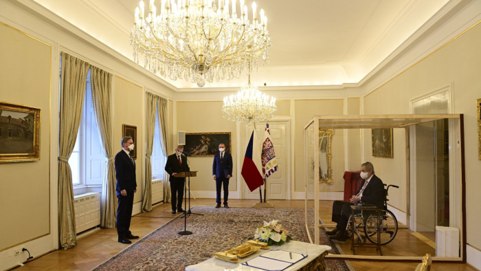 Milos Zeman kinevezte az új cseh kormányfőt
