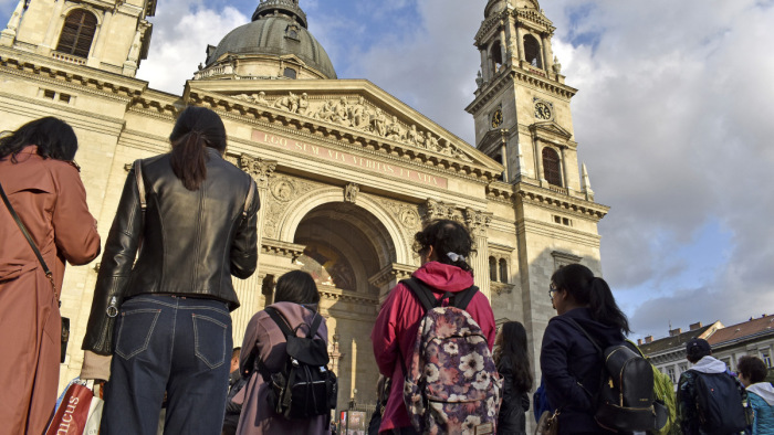 Jön a belépőjegy a budapesti Szent István Bazilikába