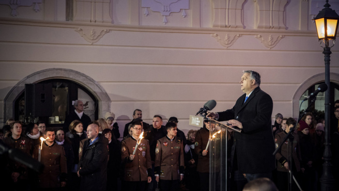 Orbán Viktor: újra nemet akarunk mondani a magyar jövőt fenyegető külföldi tervekre