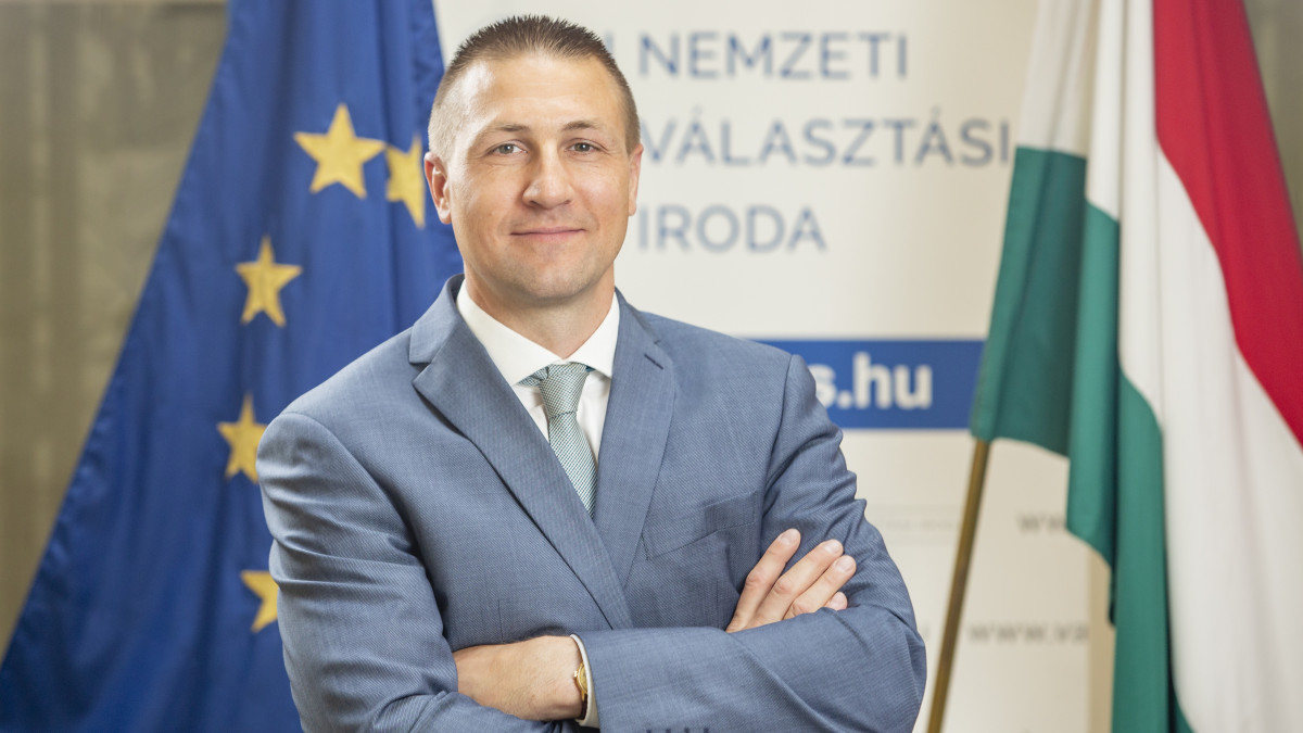 Dr. Nagy Attila - a Nemzeti VĂĄlasztĂĄsi Iroda elnĂśke. (https://www.valasztas.hu/)