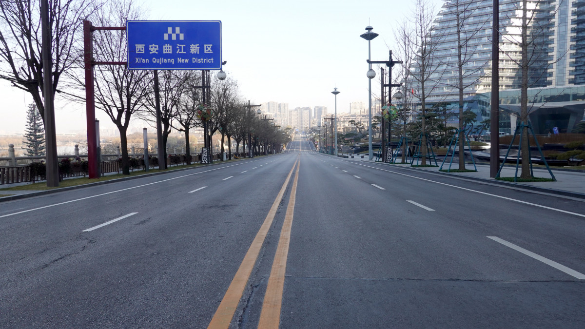 XIAN, CHINA - DECEMBER 29, 2021 - Photo taken on Dec. 29, 2021 shows an empty street in Xi an, Shaanxi Province, China. (Photo credit should read Yi Qing / Costfoto/Future Publishing via Getty Images)