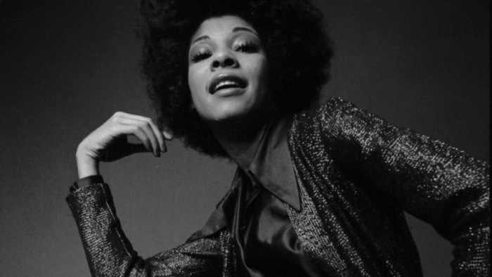 Meghalt a funkzene egyik úttörője, Betty Davis énekesnő