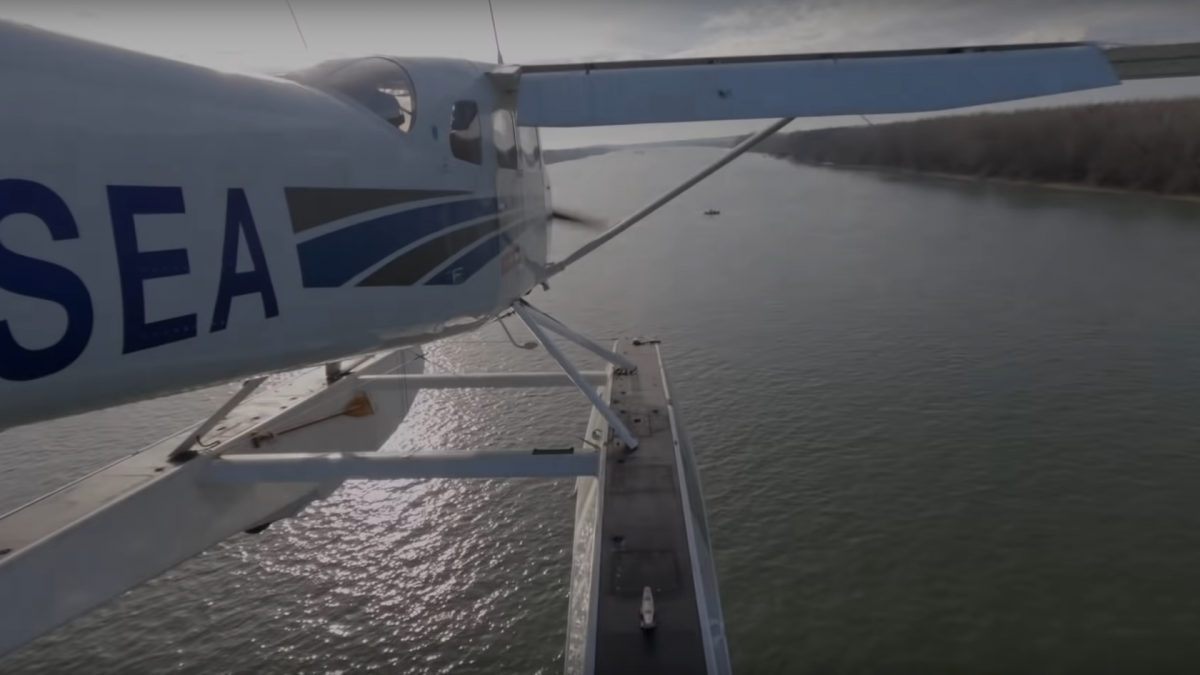 Évszázados álmából keltegetik a hazai vízirepülést – videó