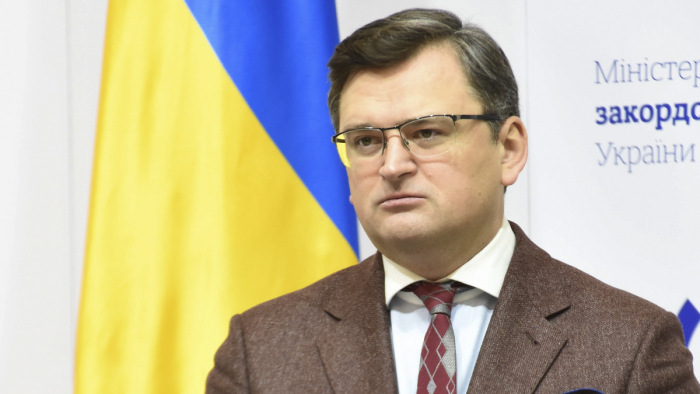 Üzent Moszkvába az ukrán külügyminiszter a találkozó előtt