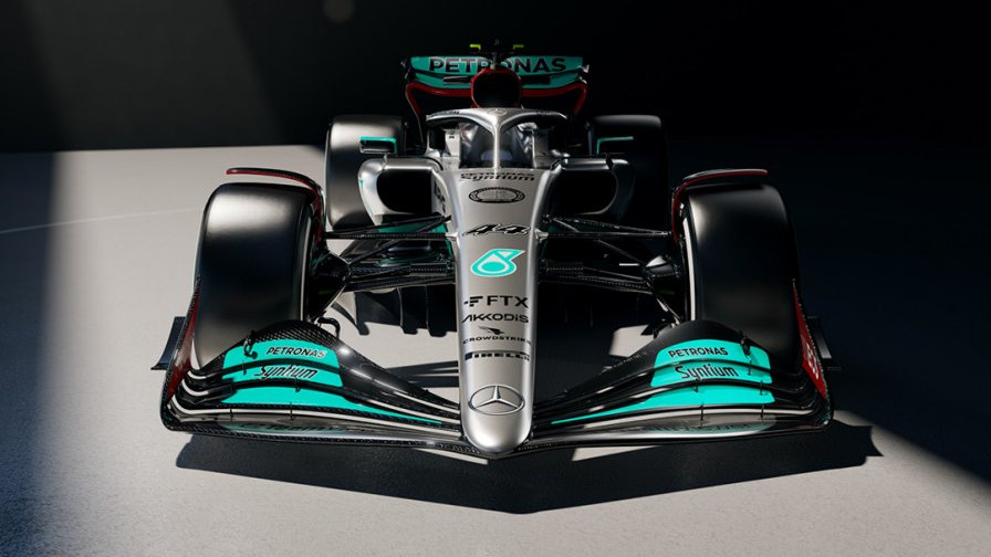 Visszatér az ezüstnyíl: íme a Mercedes idei F1-es autója – videó, képek