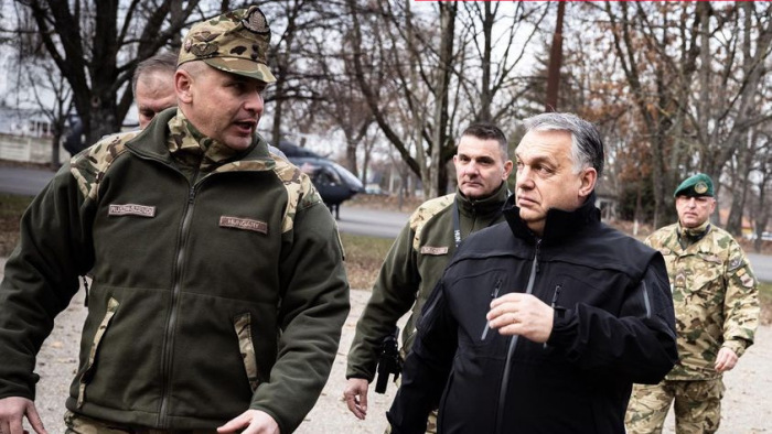 Orbán Viktor a magyar-ukrán határon jár