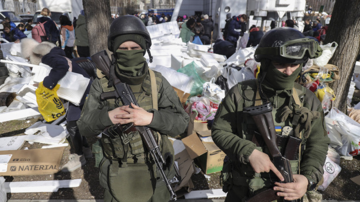 Elszámolták magukat Ukrajnában az oroszok? Megtorpanás látszik a szakértő szerint