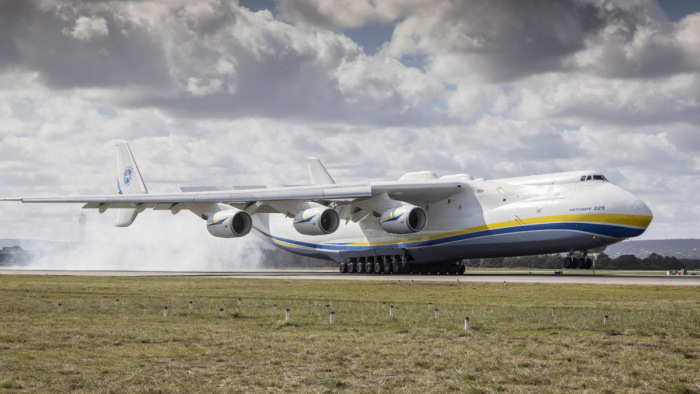 Tényleg megsemmisült a világ legnagyobb repülőgépe - videó