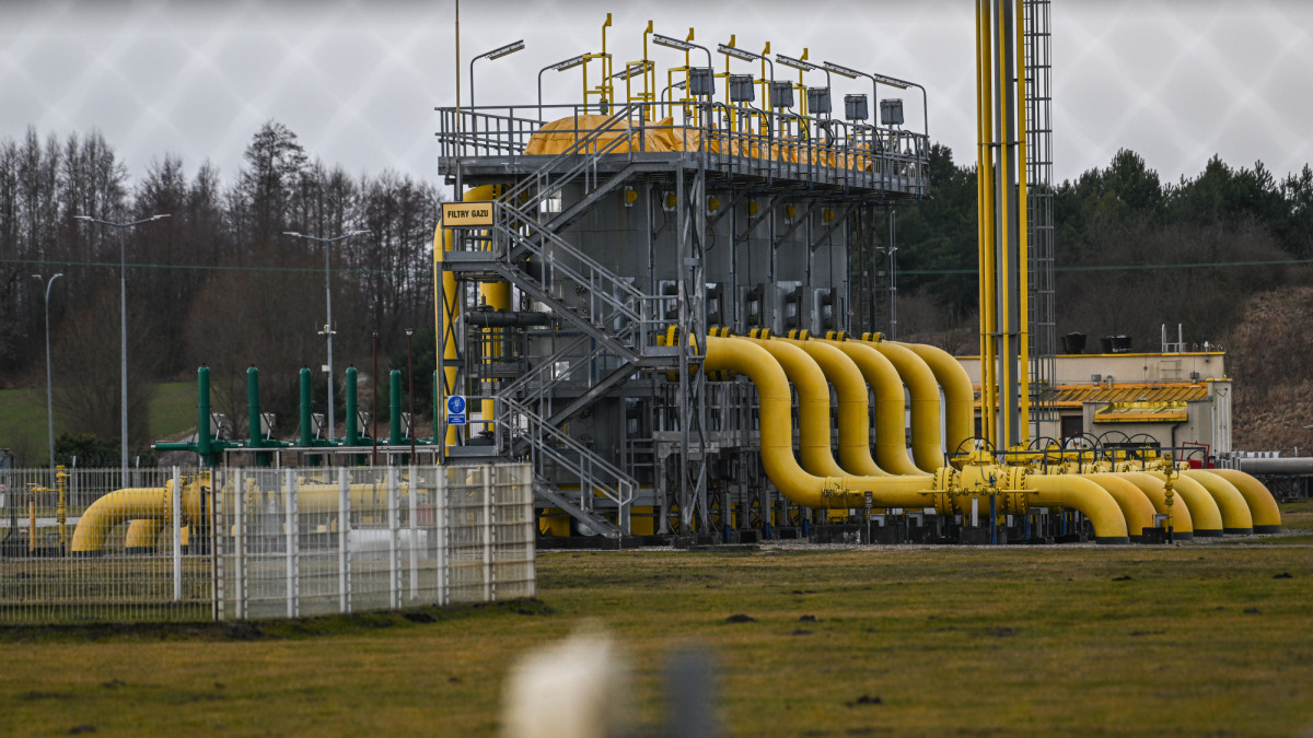 WLOCLAWEK, POLAND - FEBRUARY 19: A view of giant tubes part of one of the physical exit points and compressor gas station of the YamalâEurope gas pipeline on February 19, 2022 in Wloclawek, Poland. The 4107 kilometer YamalâEurope pipeline provides 40% of natural gas to Europe, connecting Russians Yamal Peninsula natural gas fields with Poland and Germany, through Belarus. (Photo by Omar Marques/Getty Images)