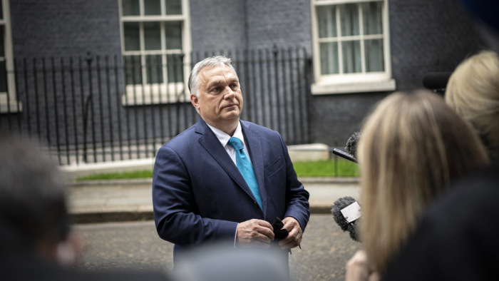Londonba utazott Orbán Viktor