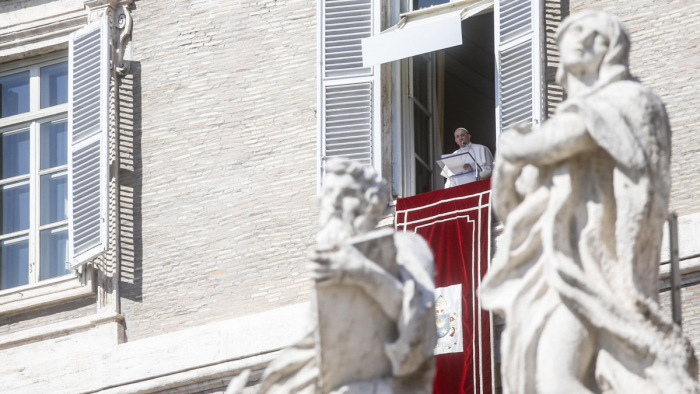 Ferenc pápa: állítsátok le ezt a tömeggyilkosságot