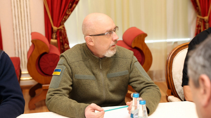 Ukrán védelmi miniszter: pár héten belül megindulhat a nagy ellentámadás