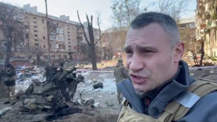 Támadás után jelentkezett be Kijevből Vitalij Klicsko - videó
