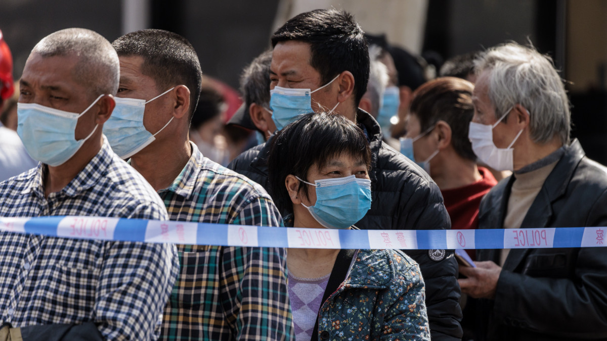 Öt vírusmentes nap jutott Sanghajnak: gyorsan szertefoszlottak a remények