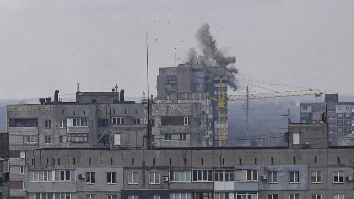 Harcászati szakértő: egy-két napja maradhatott Mariupolnak