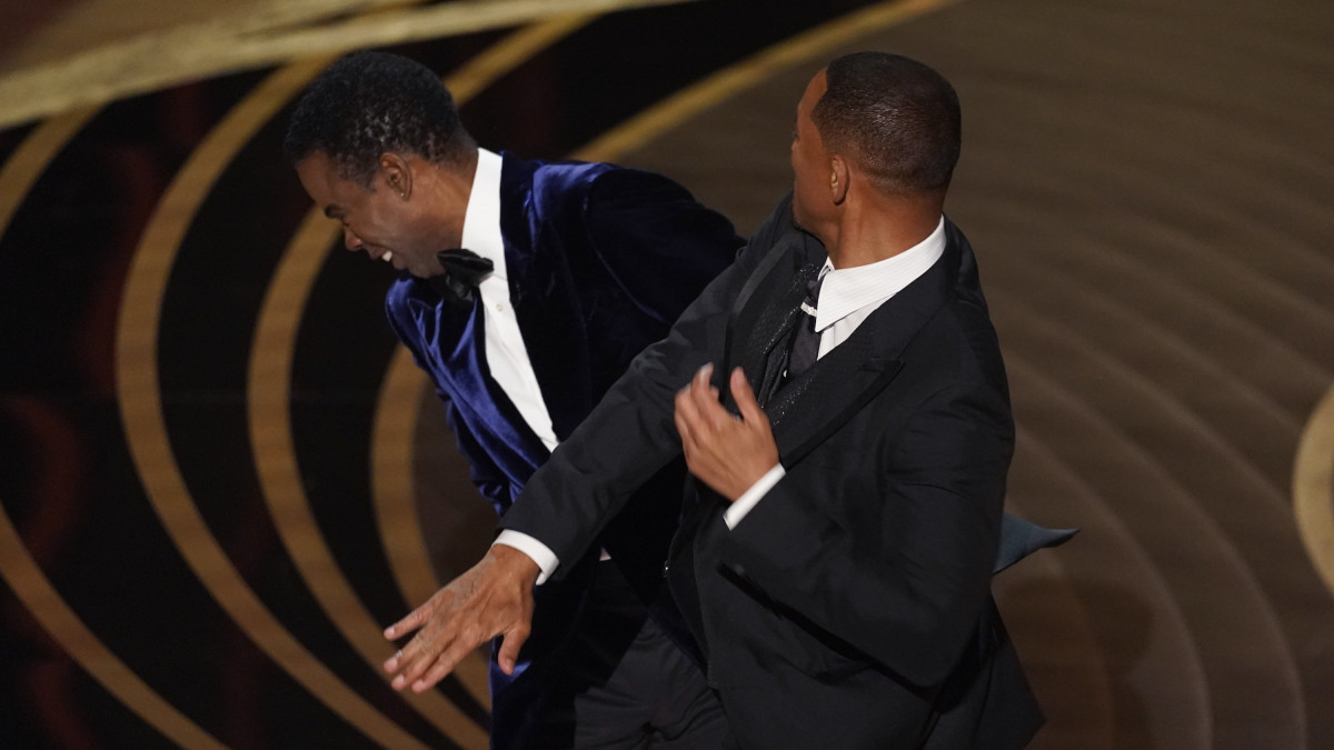 Will Smith elnézést kért az Oscar-gálán elcsattant pofonért