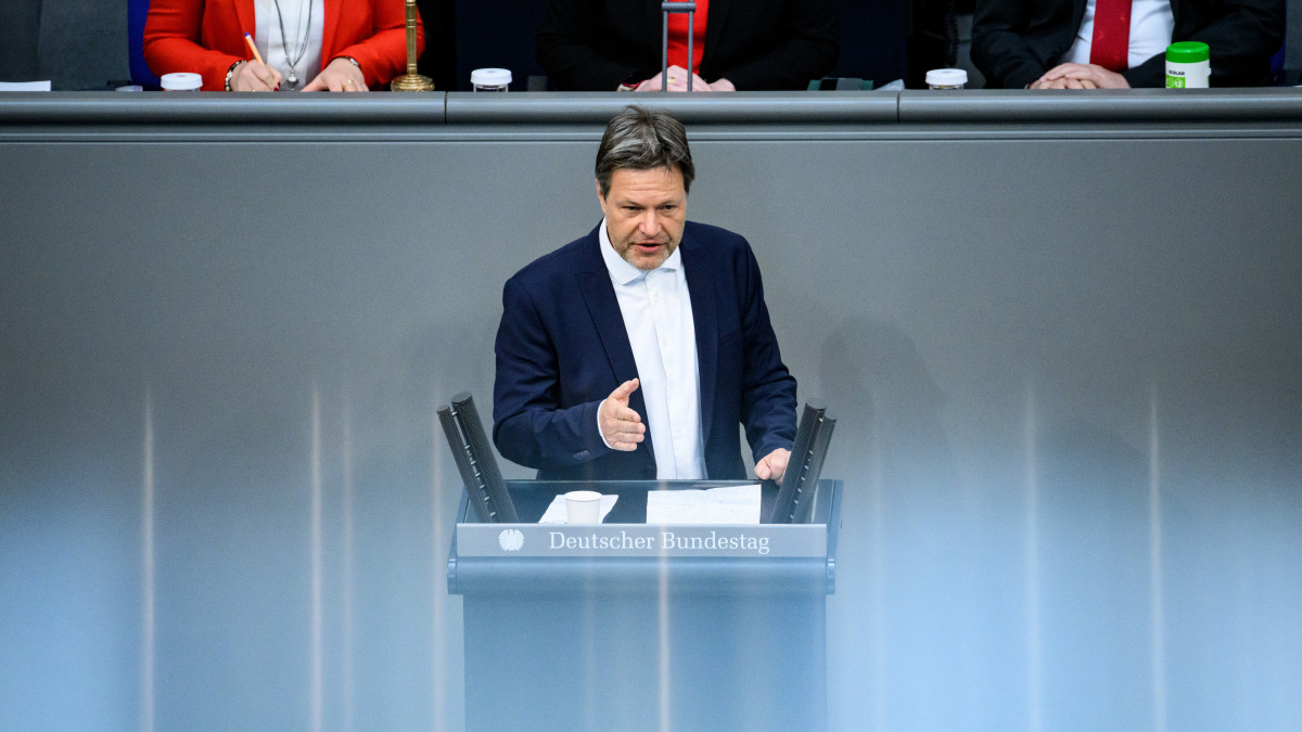 24 March 2022, Berlin: Robert Habeck (BĂźndnis 90/Die GrĂźnen), Federal Minister for the Economy and Climate Protection, speaks during the plenary session in the German Bundestag. As part of the budget week, the individual budgets for the economy and climate protection, health, justice and consumer protection, interior and home affairs, agriculture and food, and education and research will be debated in the 25th session of the 20th legislative period. Photo: Bernd von Jutrczenka/dpa (Photo by Bernd von Jutrczenka/picture alliance via Getty Images)