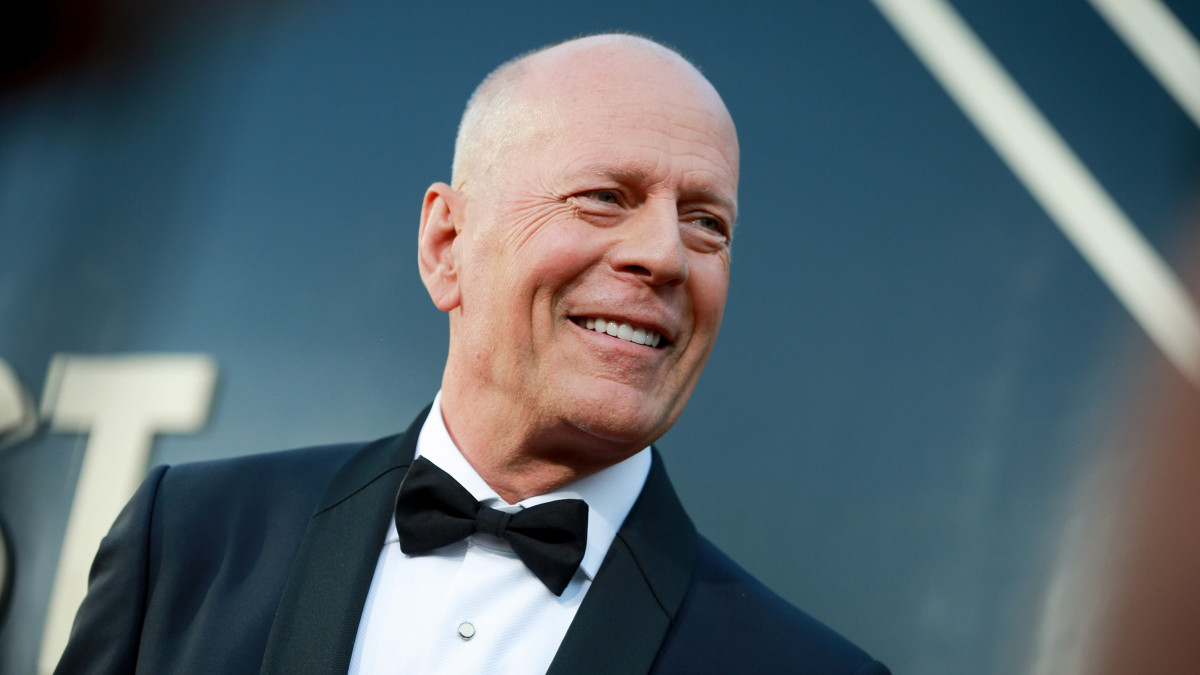 Bruce Willis egészségi okok miatt nem színészkedik többé