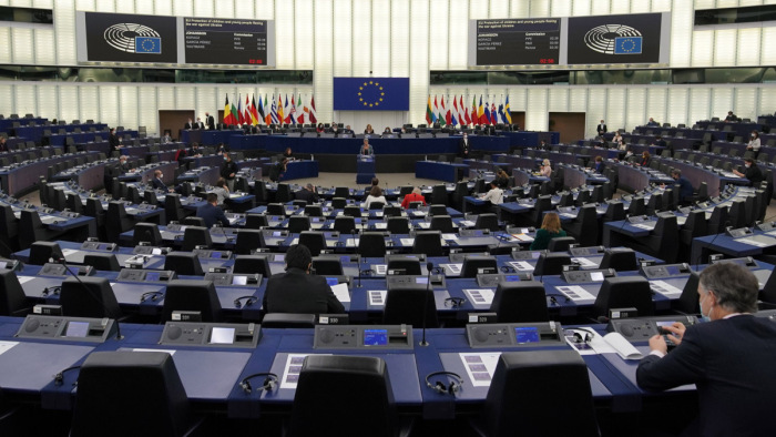 Egyre több EP-képviselő záratná be a strasbourgi székhelyet