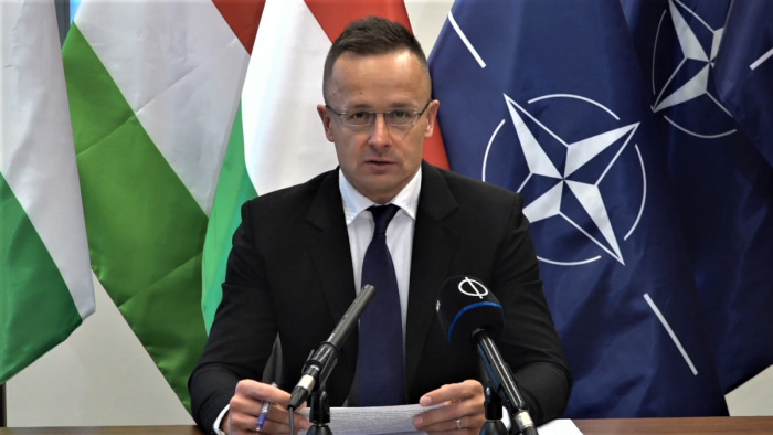 Szijjártó Péter a NATO-csúcs után több eredményről is beszámolt