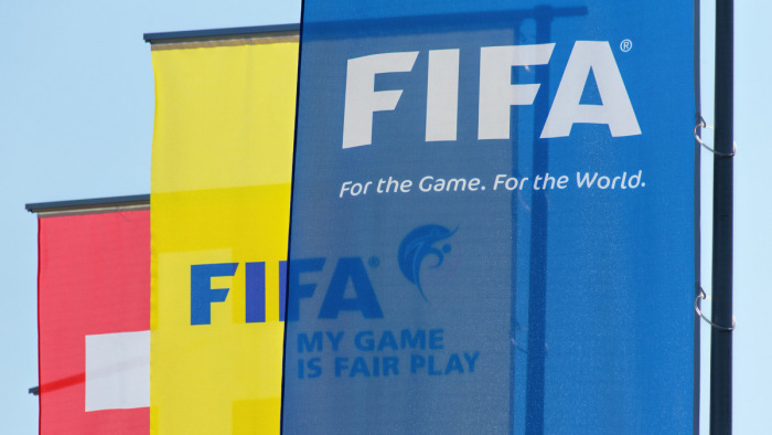 Váratlan fordulat: a FIFA visszaveszi az orosz csapatokat, de nem mindet