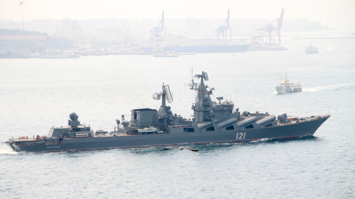 FILED - 07 September 2014, Turkey, Istanbul: The Russian guided missile cruiser Moskva sails through the Bosporus into the Mediterranean Sea. Photo: picture alliance / dpa (Photo by Can Merey/picture alliance via Getty Images)