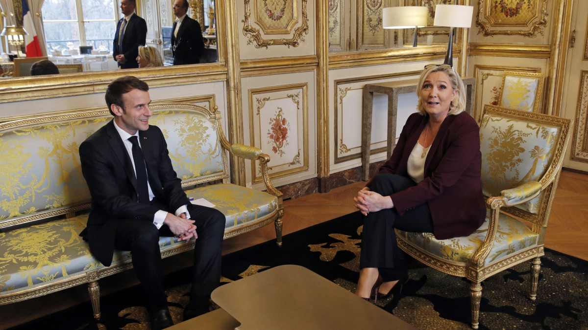 Szakértők: soha ilyen bizonytalan nem volt a francia elnökválasztás végeredménye