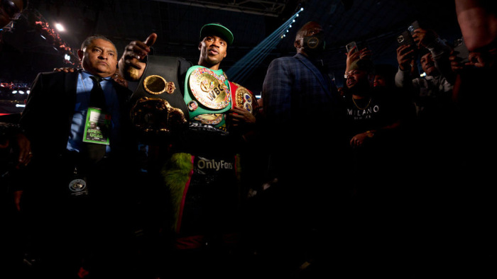 Errol Spence már három bokszvilágszövetségnél világbajnok