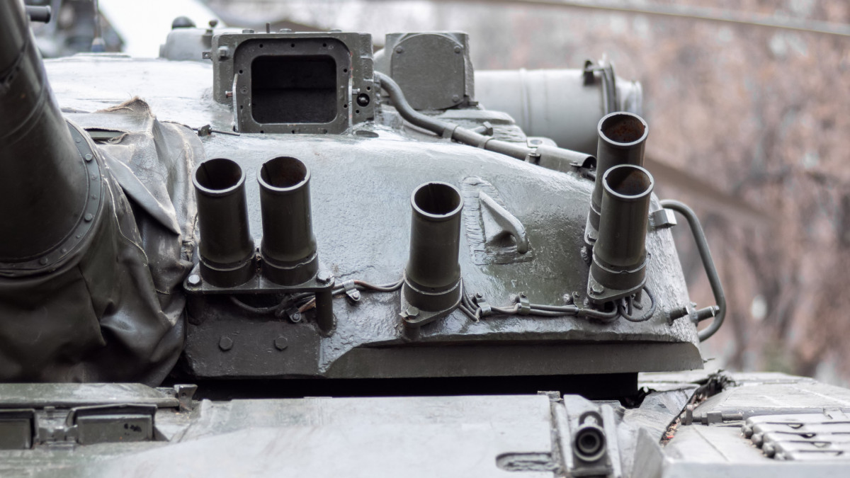Csehország javítja a megrongált ukrán tankokat