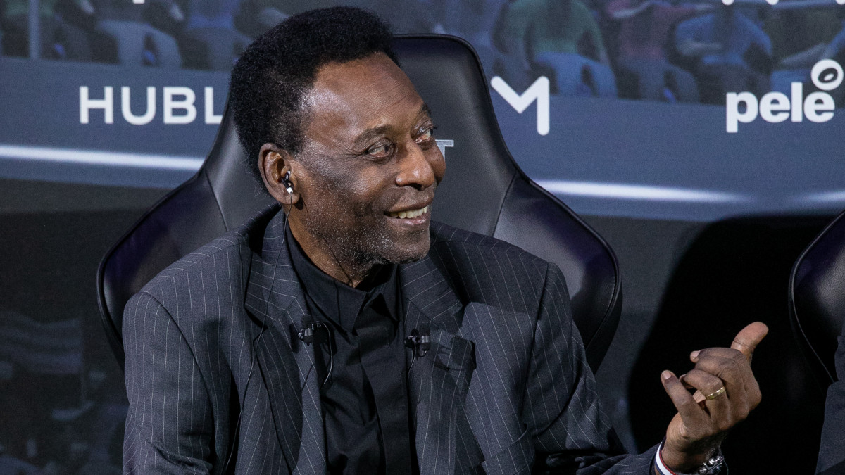 PARIS, FRANCE - APRIL 02: Edson Arantes do Nascimento a.k.a. Pele attends the Hublot loves Football: Pele and Kylian Mbappe meeting at Hotel Lutetia on April 02, 2019 in Paris, France. (Photo by Marc Piasecki/Getty Images)