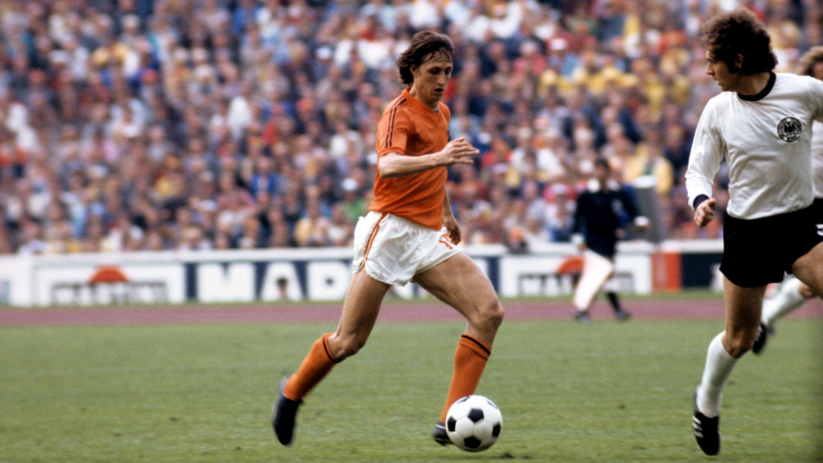 Johan Cruyff, Holland  (Photo by Peter Robinson/EMPICS via Getty Images)