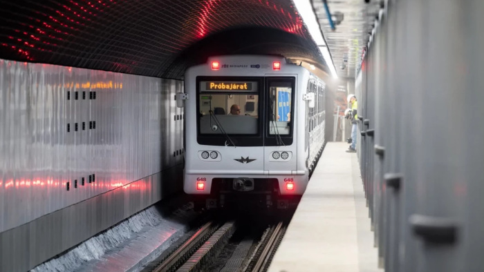 Kiszivárgott egy videó a 3-as metró felújított szakaszának állapotáról
