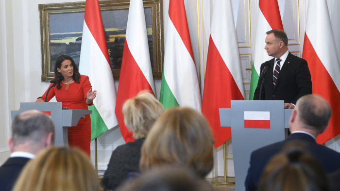 Novák Katalin Lengyelországban: növelni kell a szuverenitásunkat