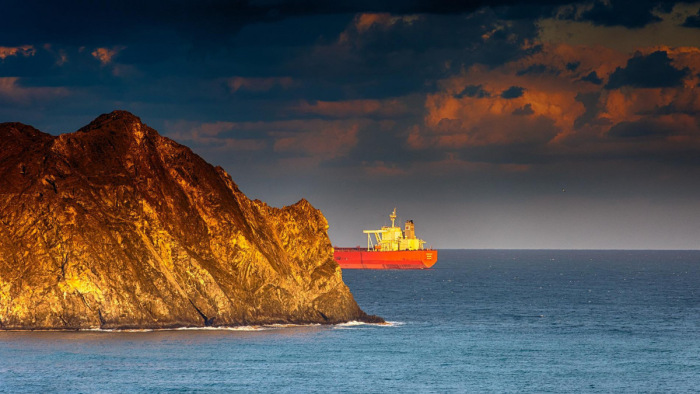 Támadás ért egy olajszállító tartályhajót a Vörös-tengeren