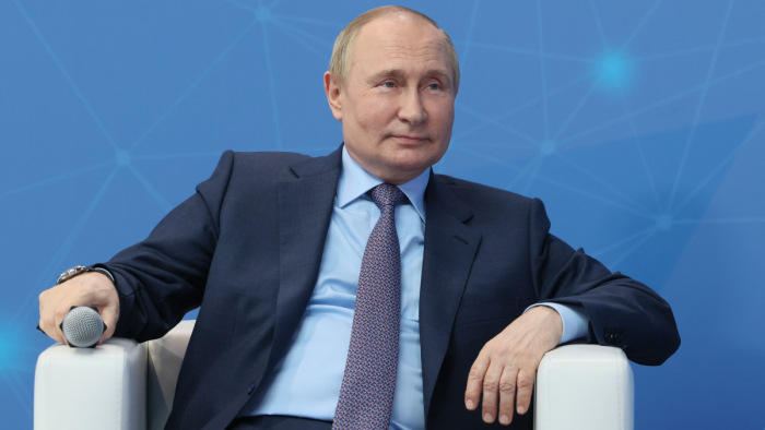 Vlagyimir Putyin: Ukrajna a nyugat ágyútölteléke