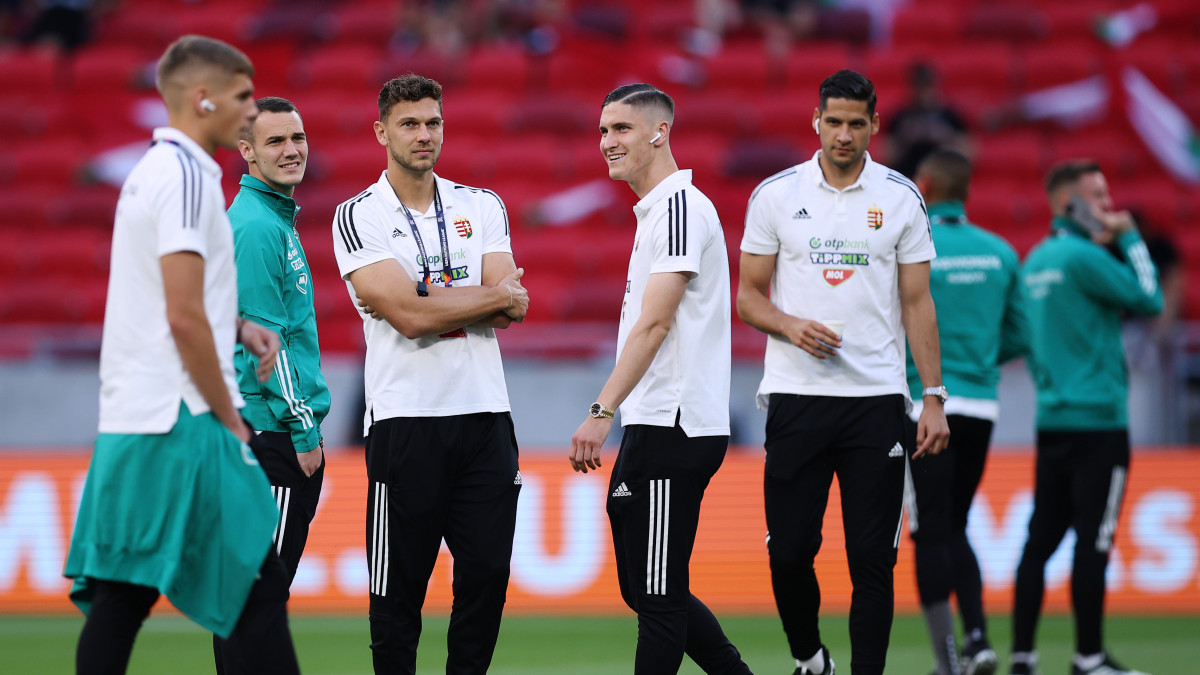 BUDAPEST, HUNGARY - JUNE 11: Hungary players inspect the pitch prior to the UEFA Nations League League A Group 3 match between Hungary and Germany at Puskas Arena on June 11, 2022 in Budapest, Hungary. (Photo by Alex Grimm/Getty Images)