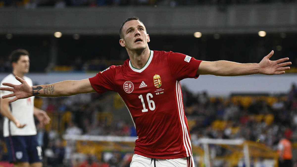 A negyedik gól szerzője, Gazdag Dániel gólöröme a labdarúgó Nemzetek Ligája 4. fordulójában játszott Anglia - Magyarország mérkőzésen a wolverhamptoni Molineux Stadionban 2022. június 14-én. A magyar válogatott 4-0-ra győzött.
