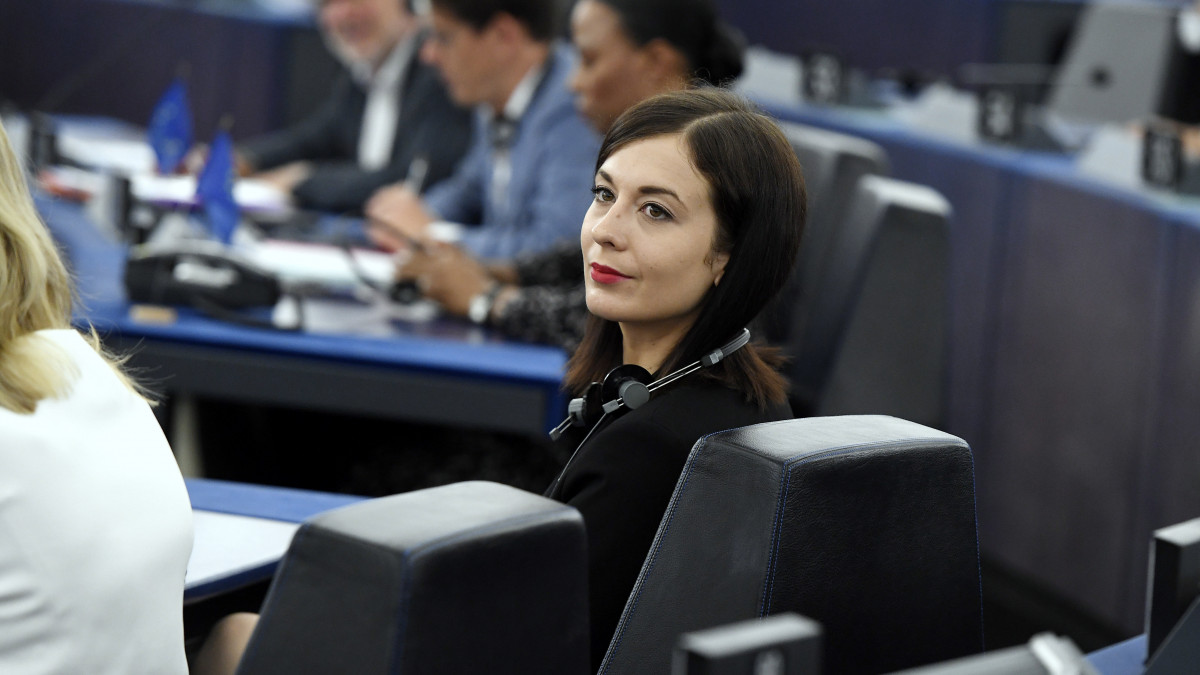 Cseh Katalin, a Momentum képviselője az Európai Parlament (EP) plenáris ülésén Strasbourgban 2019. július 16-án.