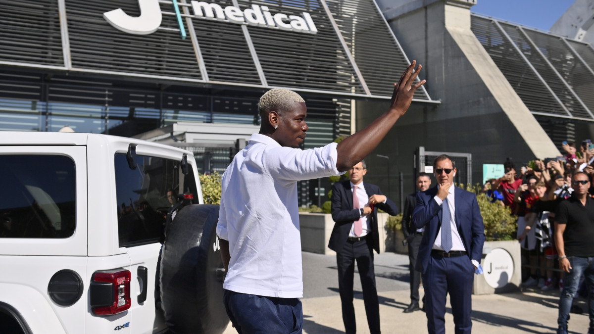TURIN, ITALY - JULY 09: New Juventus signing, Paul Pogba arrives at J Medical on July 9, 2022 in Turin, Italy. (Photo by Stefano Guidi/Getty Images)