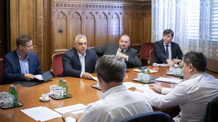 Orbán Viktor fontos egyeztetést hívott össze