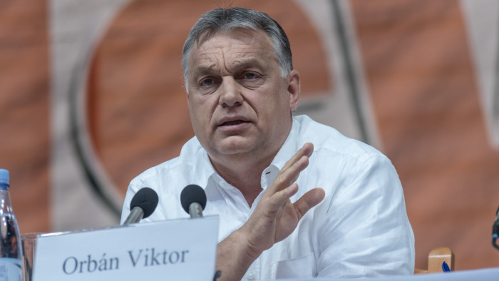 Orbán Viktor 10 pontba szedte, mivel lehet kivétel egy globális recesszióban Magyarország