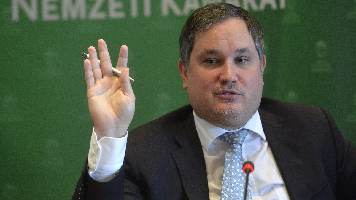 Felminősítésre számíthat Magyarország hamarosan Nagy Márton szerint