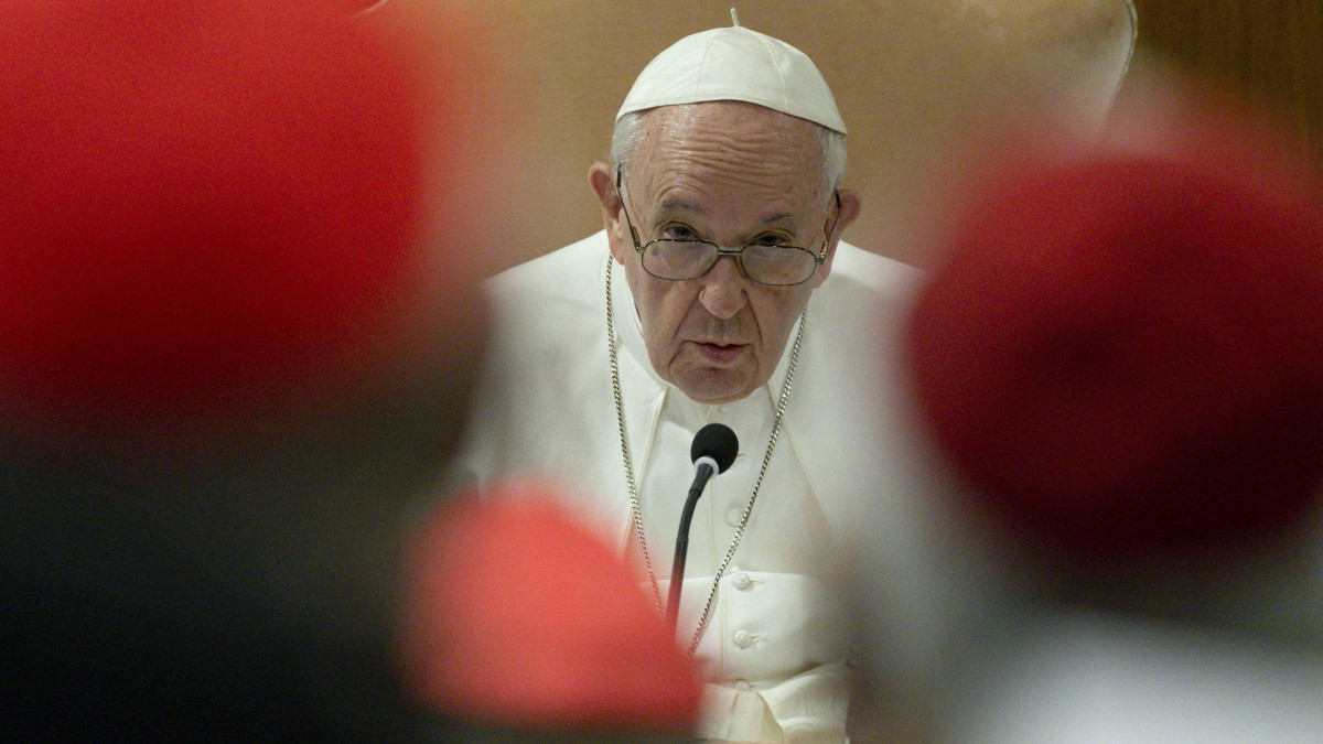 Ferenc pápa a szovjet idők népirtásához hasonlította az ukránok mai helyzetét