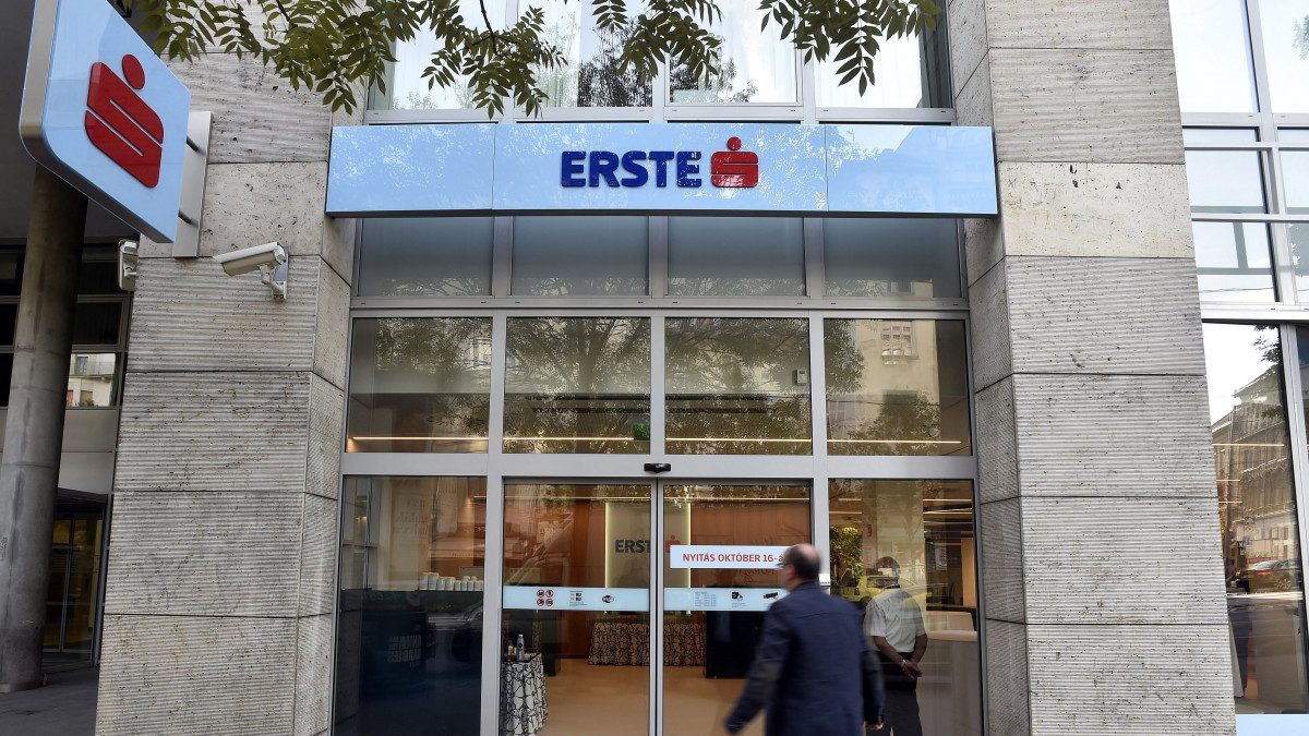 Az Erste új bankfiókja Újbudán 2017. október 11-én.