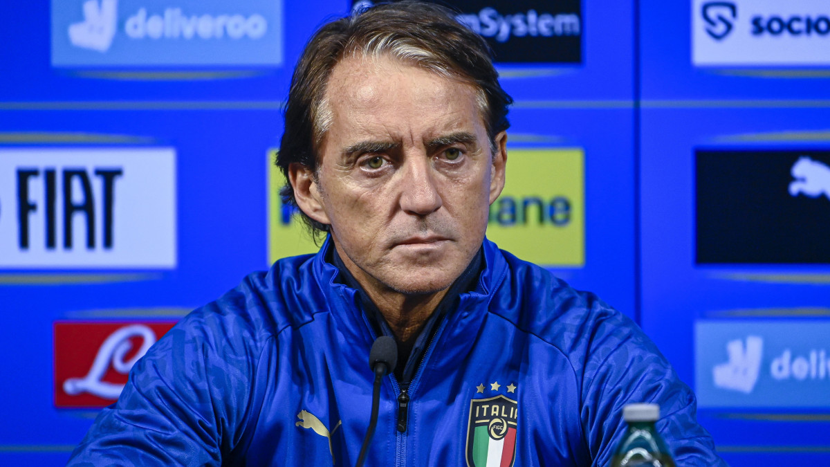 Roberto Mancini olasz szövetségi kapitány a másnapi, a magyar válogatott elleni Nemzetek Ligája-mérkőzésre készülő olasz labdarúgó-válogatott sajtótájékoztatóján a Puskás Arénában 2022. szeptember 25-én.