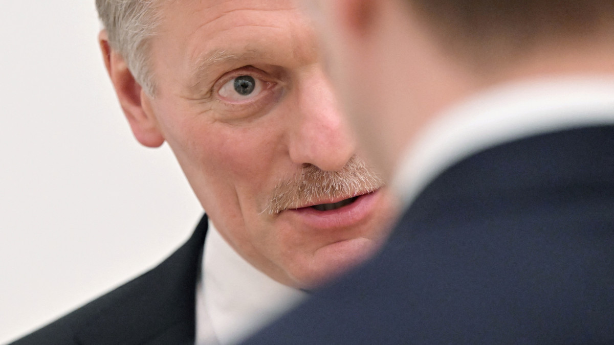 FILE PHOTO: Kremlin spokesman Dmitry Peskov at a news conference  in Moscow, Russia February 18, 2022. Sputnik/Sergey Guneev/Kremlin via REUTERS ATTENTION EDITORS - THIS IMAGE WAS PROVIDED BY A THIRD PARTY./File Photo
