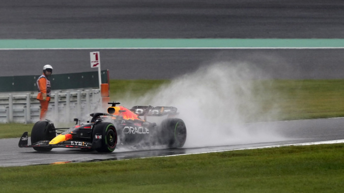 Max Verstappen győzött Japánban, ezzel megvédte világbajnoki címét
