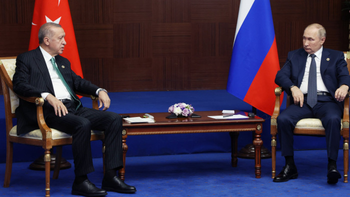 Vlagyimir Putyin: Oroszország sohasem utasította vissza az Ukrajnával való tárgyalást