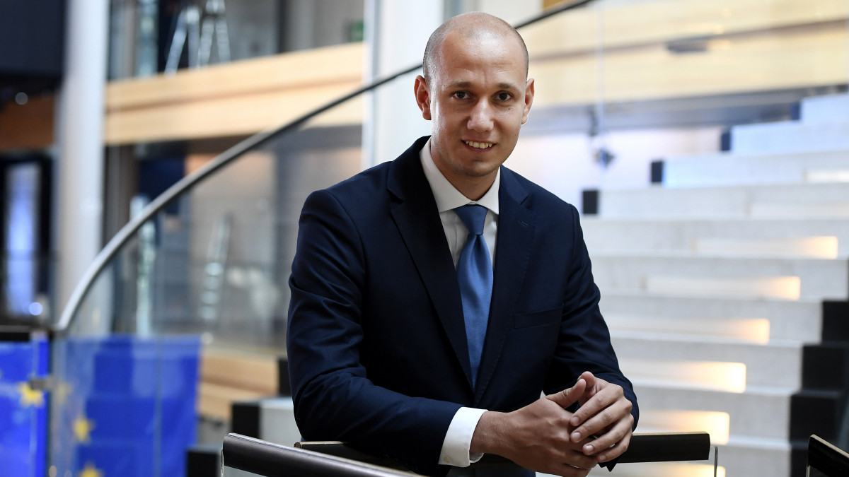 Rónai Sándor, a Demokratikus Koalíció (DK) képviselője az Európai Parlament strasbourgi épületében 2019. július 16-án.