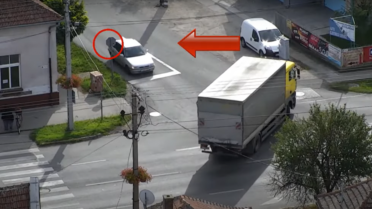 Gyalog menekült a drónt használó rendőrök elől a szabálytalankodó autós